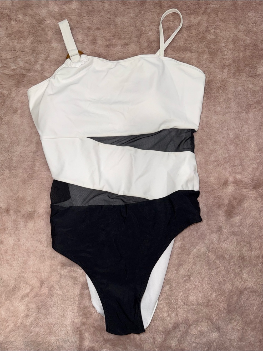 4 Women’s One-Piece Bathing Suits